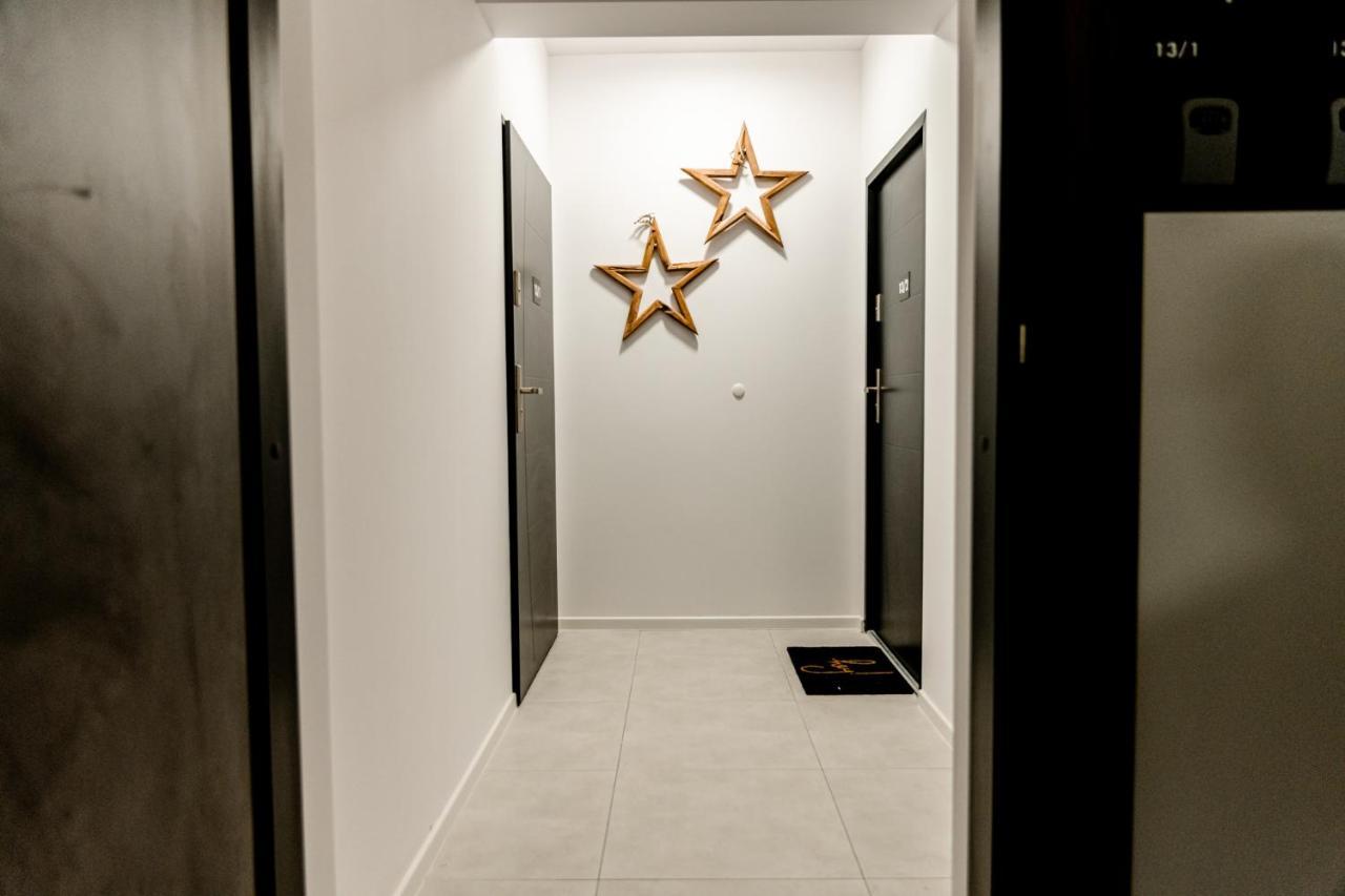 Hop & Lulu Premium Apartments Ґолєнюв Екстер'єр фото
