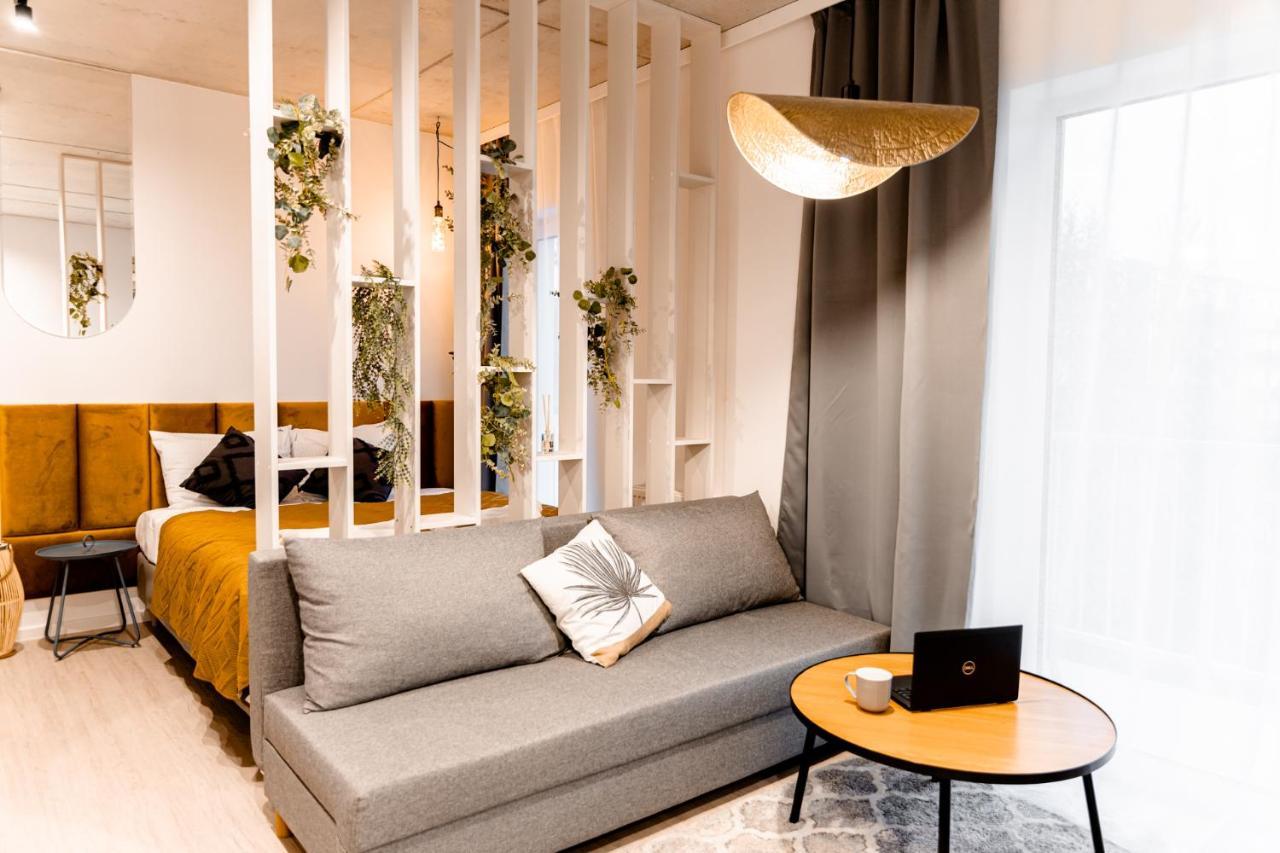 Hop & Lulu Premium Apartments Ґолєнюв Екстер'єр фото