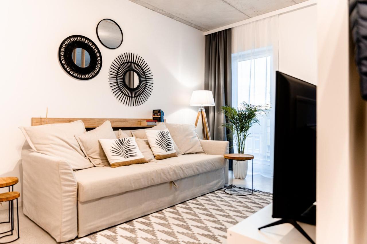 Hop & Lulu Premium Apartments Ґолєнюв Екстер'єр фото